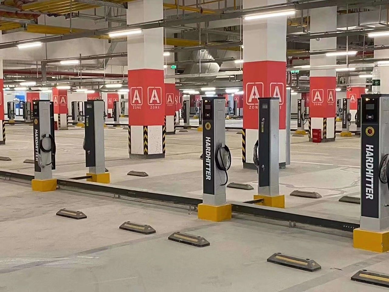 酒店停车场配置充电桩 打造现代住宿服务的标配